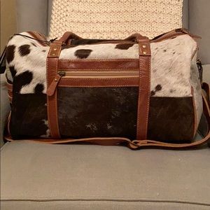Myra Bag—Onyx Traveller Bag